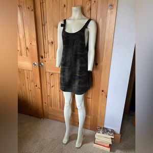 Women’s RVCA camo dress size med super cute adjustable straps over shoulder